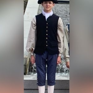 Boy’s period colonial costume ensemble size 14 slim